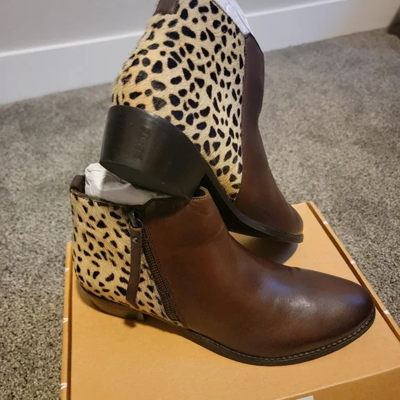 SOLD - Picture 1 of 13